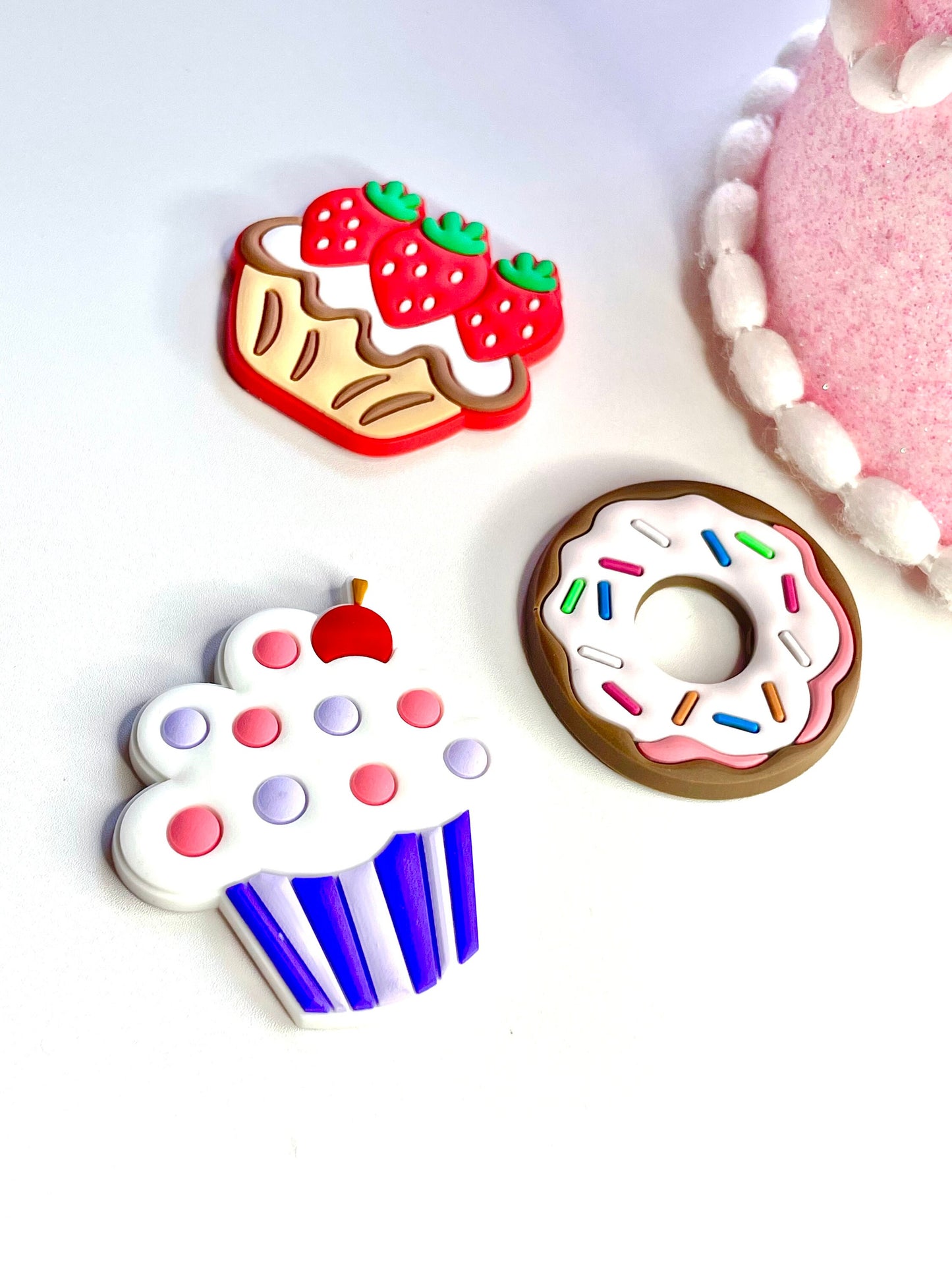 3 Cupcake Fridge Magnets