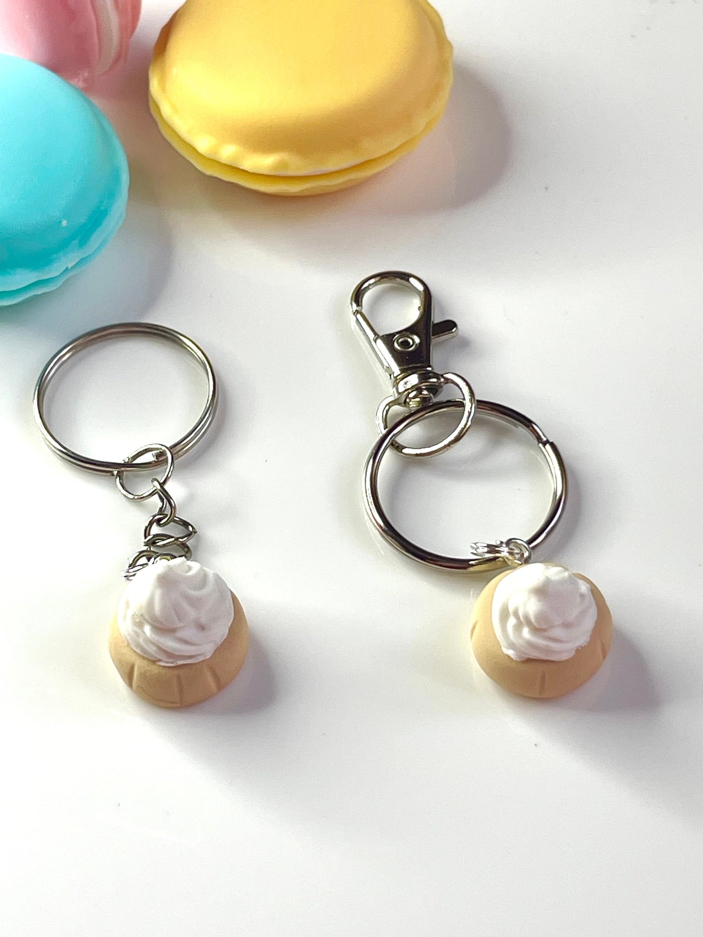 White Iced Gem Sweet Biscuit Keyring