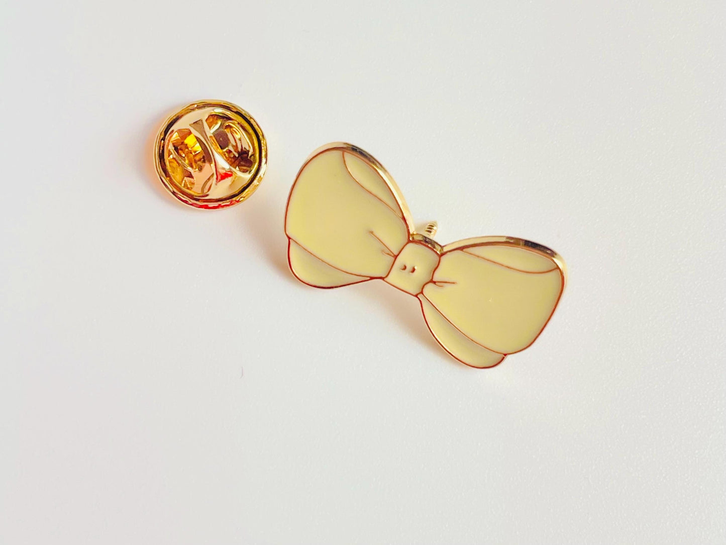 Cream Bow Enamel Pin Brooch