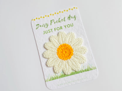 Daisy Pocket Hug