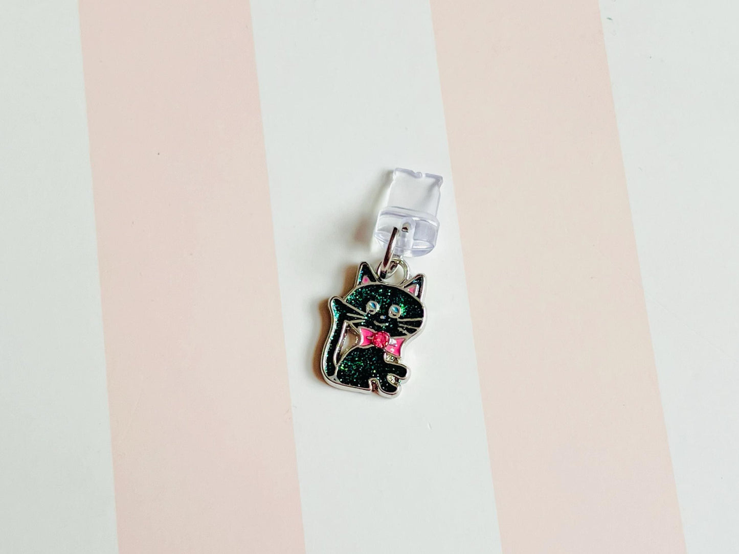 Glitter Cat Dust Plug Phone Charm