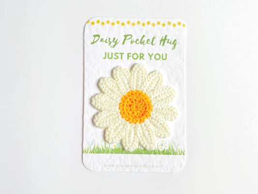 Daisy Pocket Hug