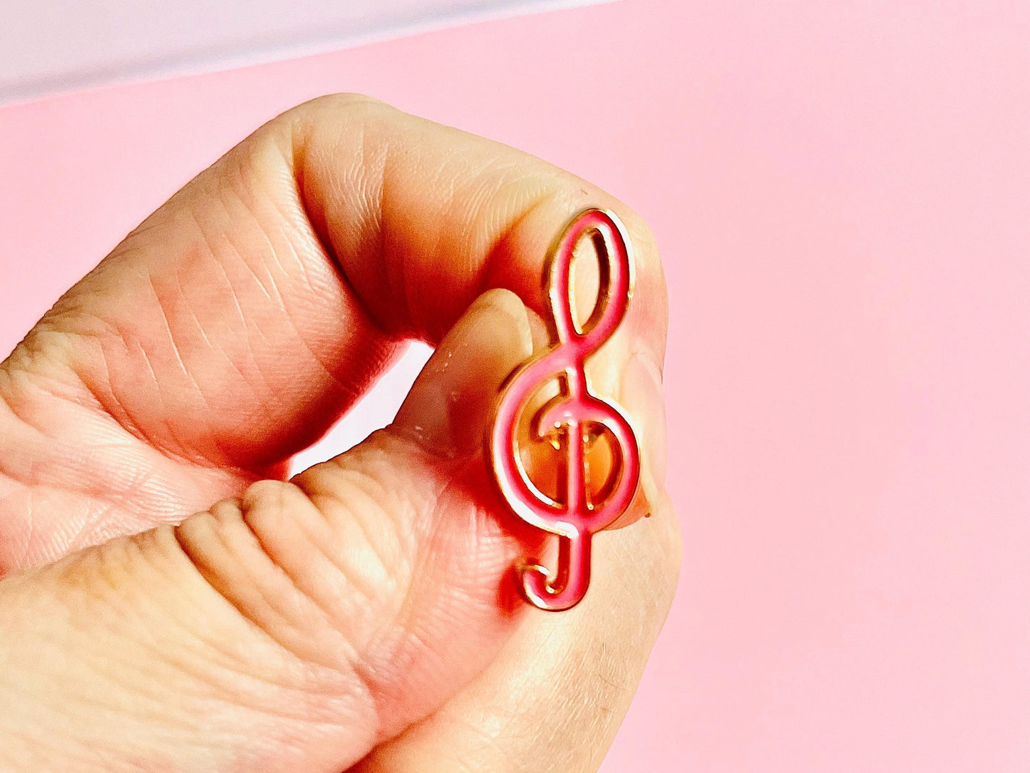 Pink Treble Clef Music Pin Badge